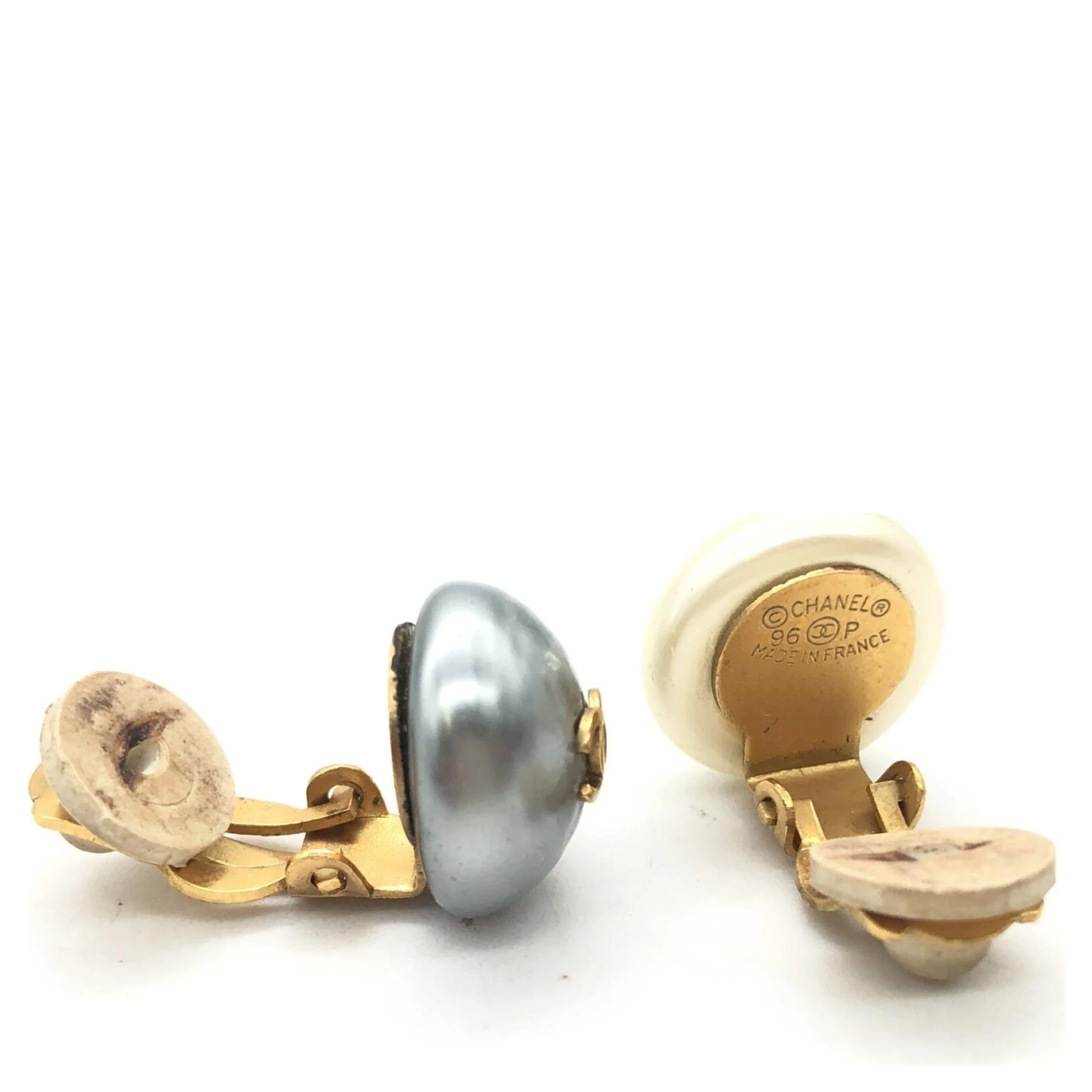Gray And White Pearl Stud Earrings