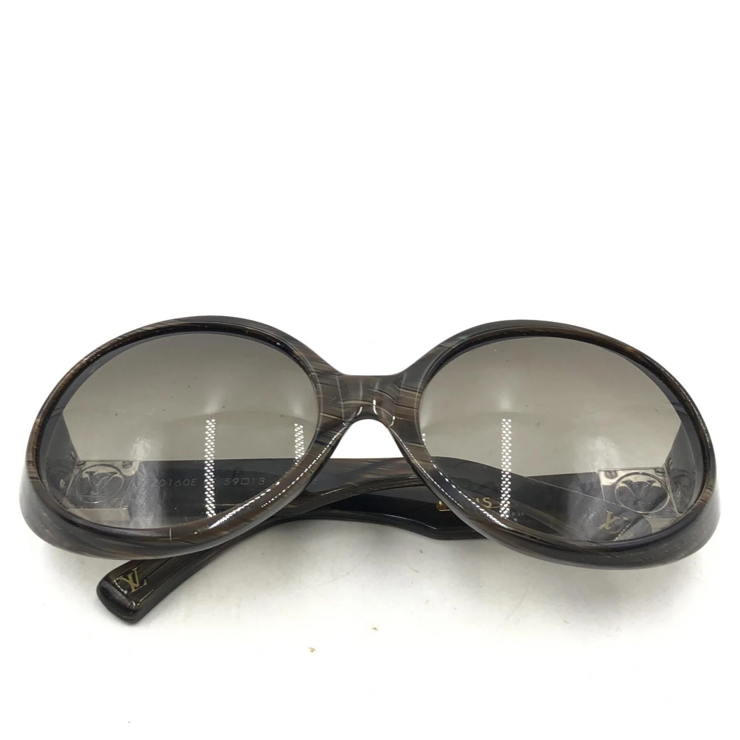 Louis Vuitton Suspense BugEye Sunglases, Polorized