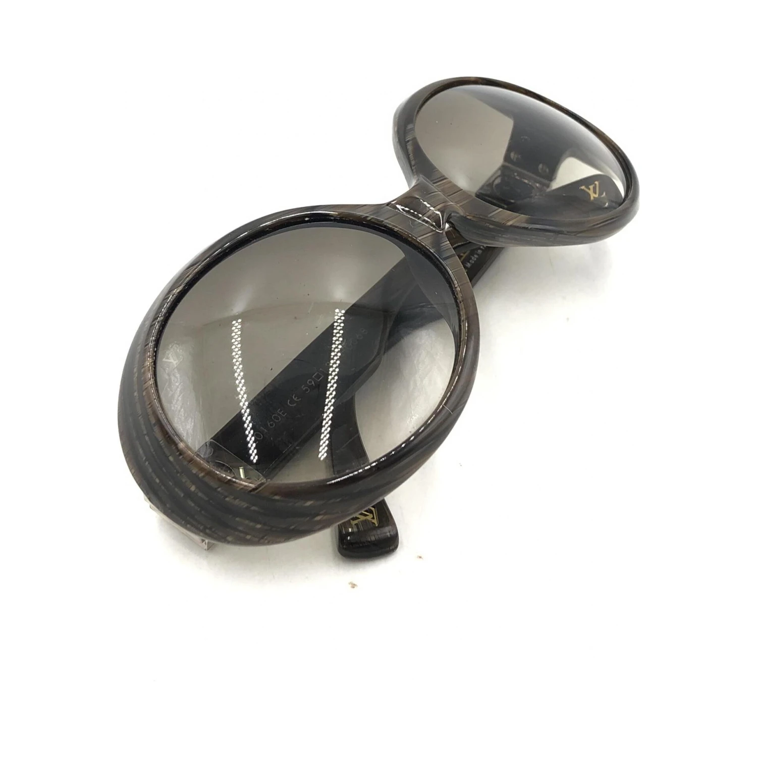 Louis Vuitton Suspense BugEye Sunglases, Polorized