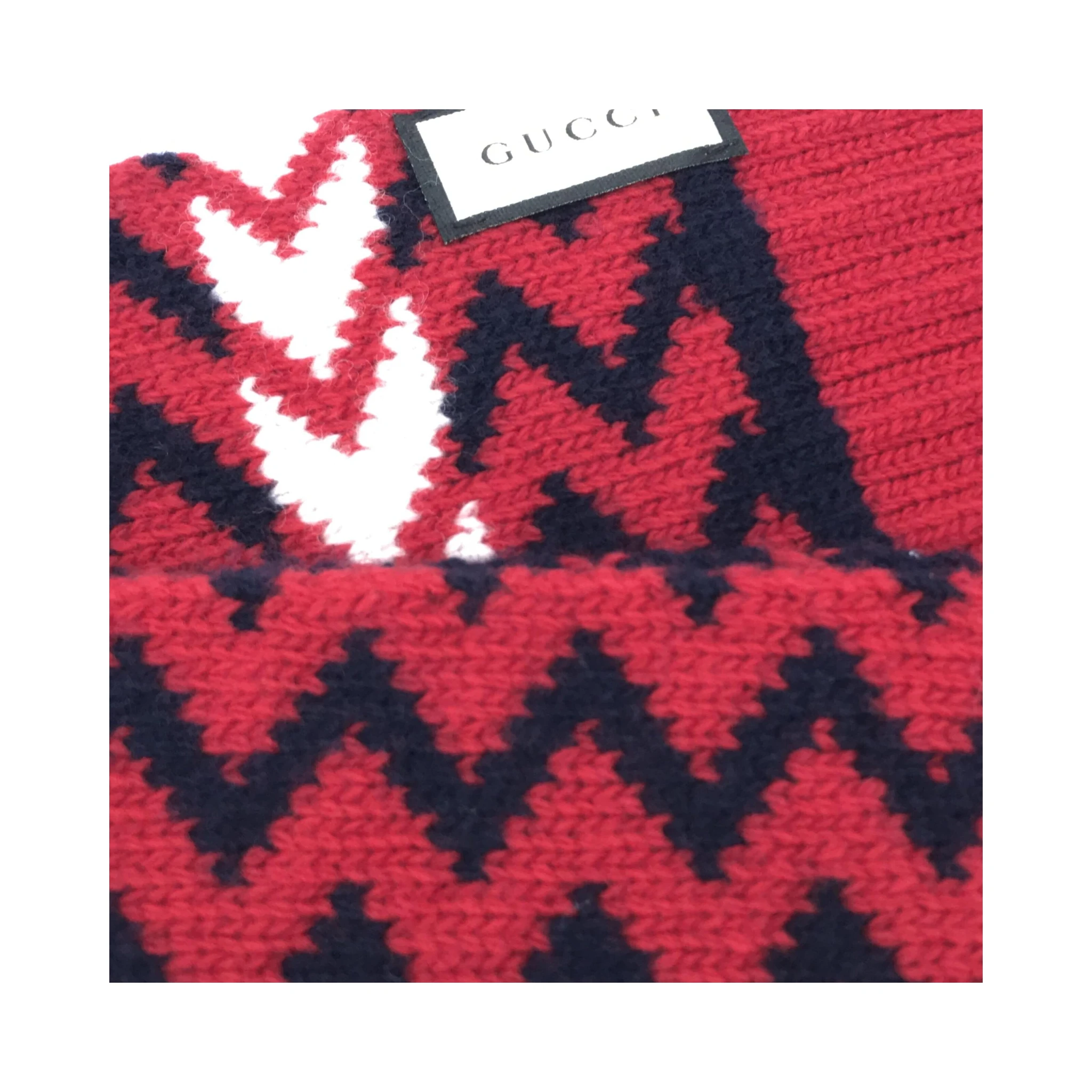 Red Zigzag Wool Knit Scarf