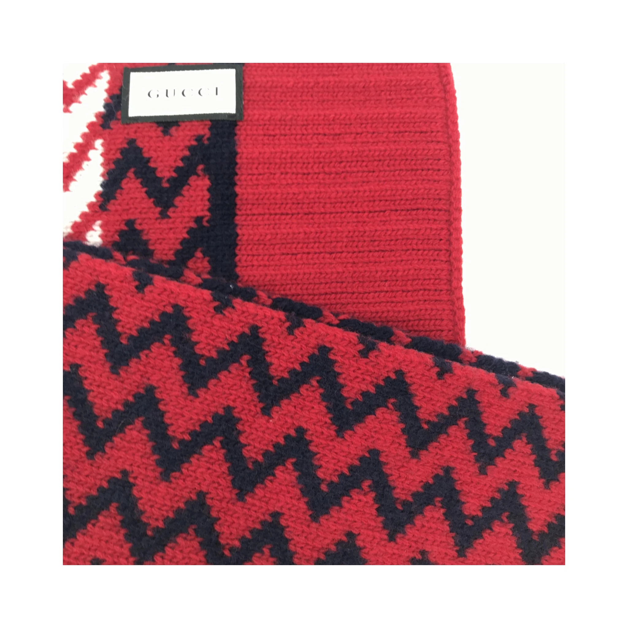 Red Zigzag Wool Knit Scarf