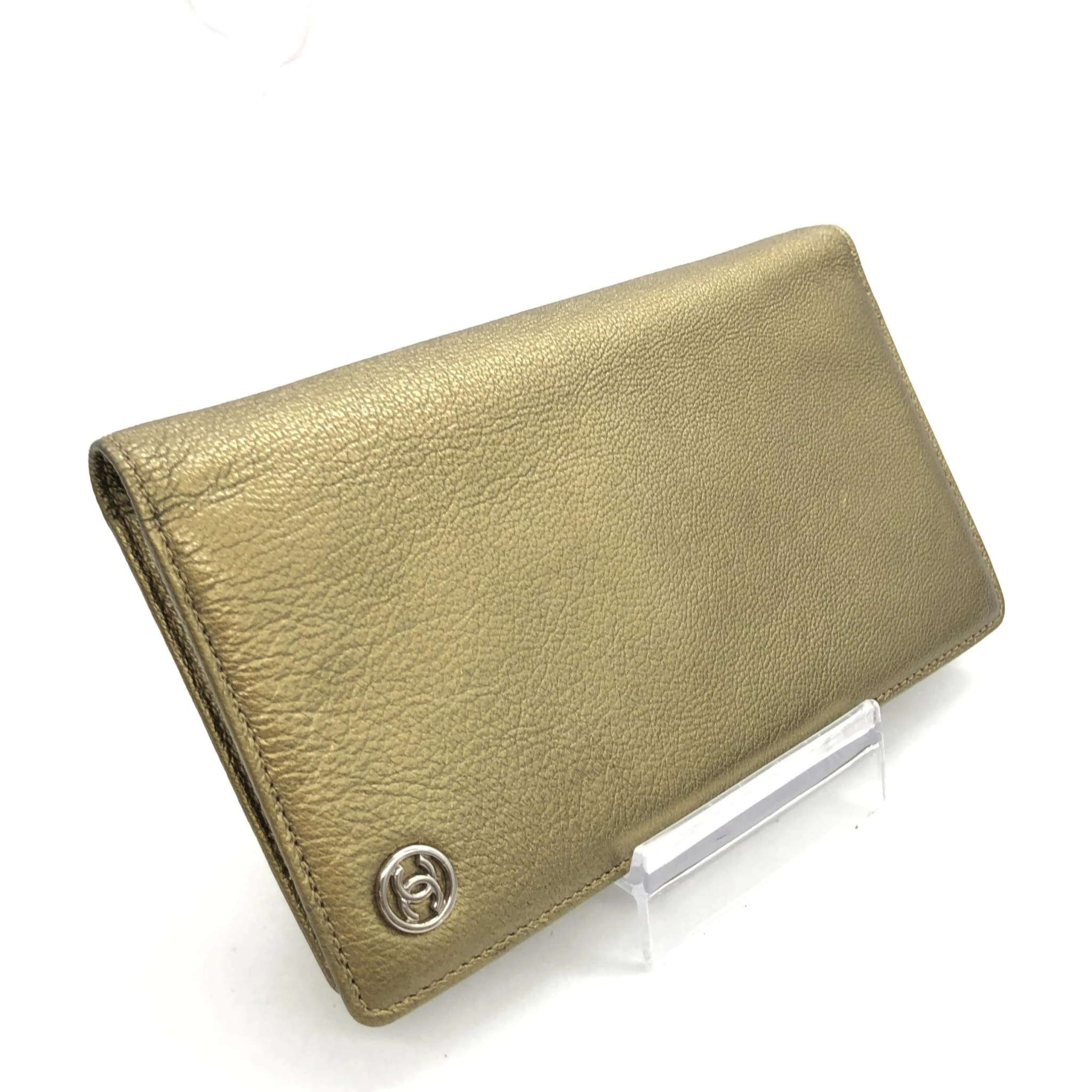 Gold Tone Caviar Leather Bifold Wallet