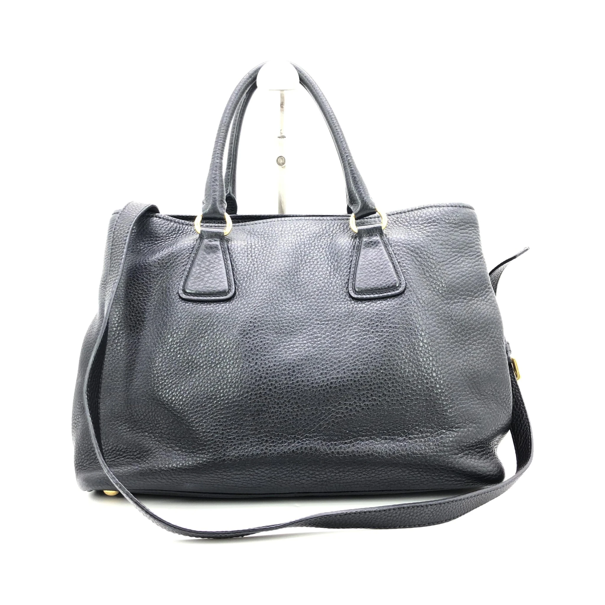Galleria Vitello Daino Black Leather Top Handle Bag