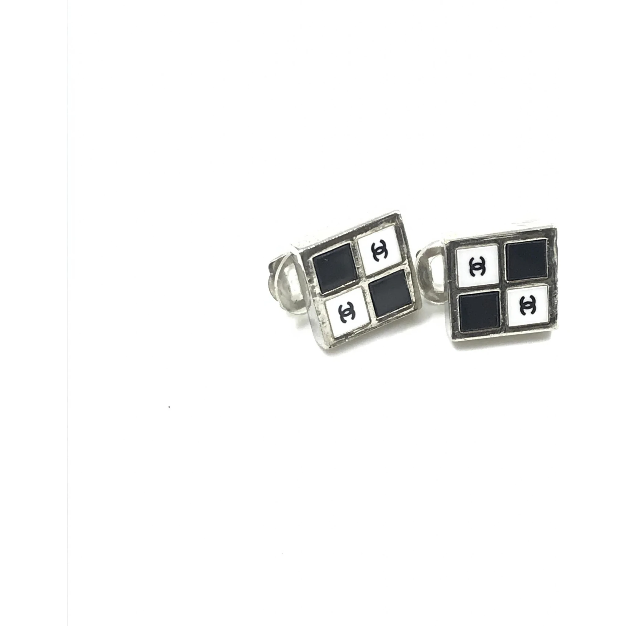 Coco Mark Earrings Black/White/Silver