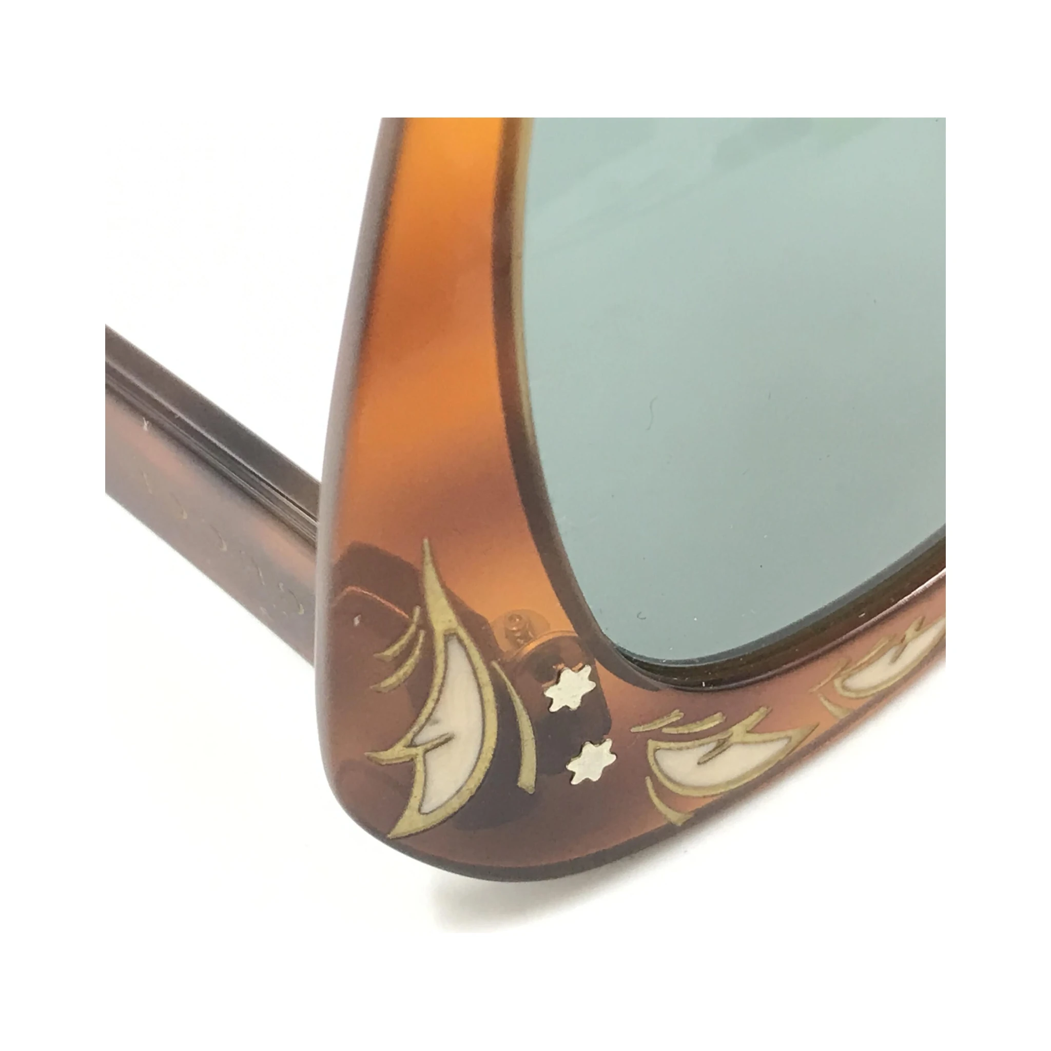 Cat Eye Sunglasses With Tortoise Shell