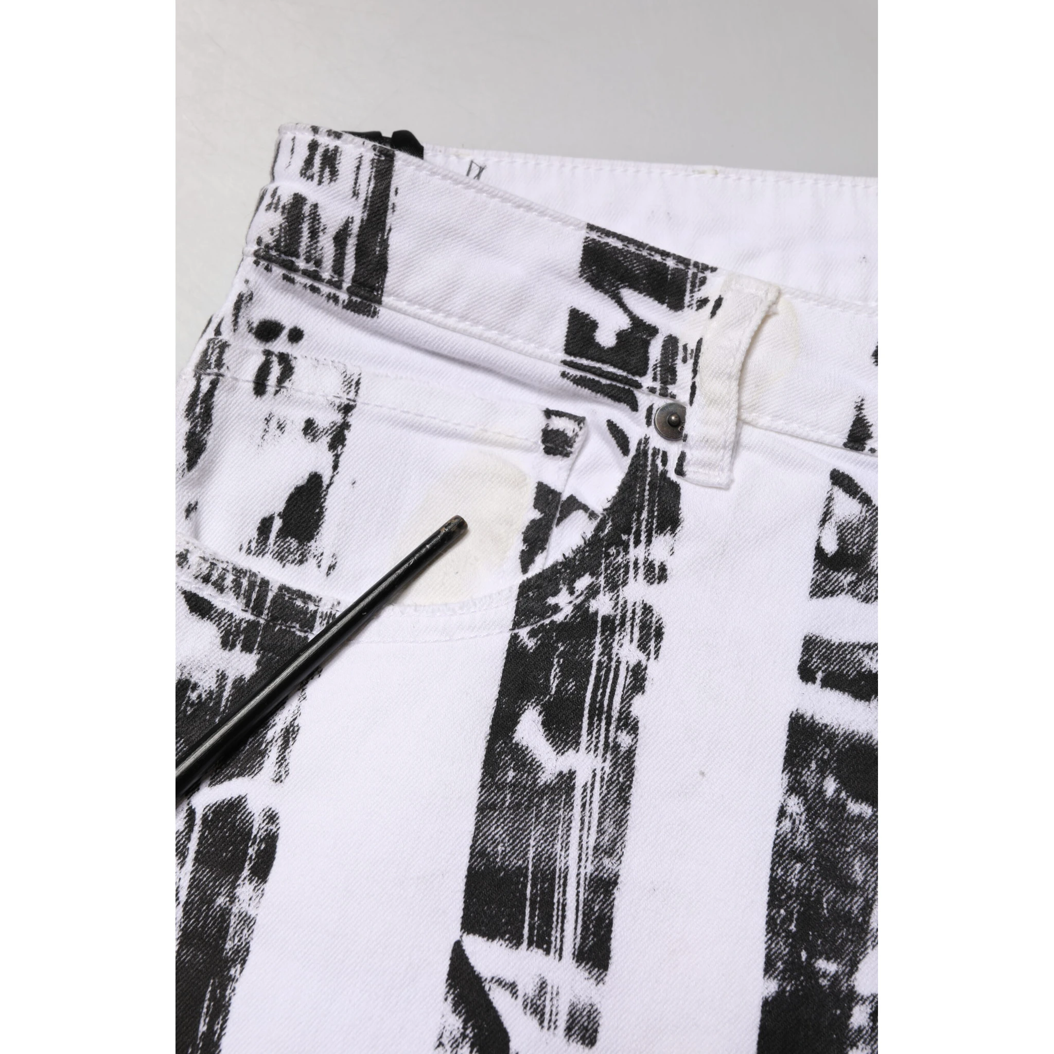 Black White Stripes Mid Waist Cropped Capri Jeans