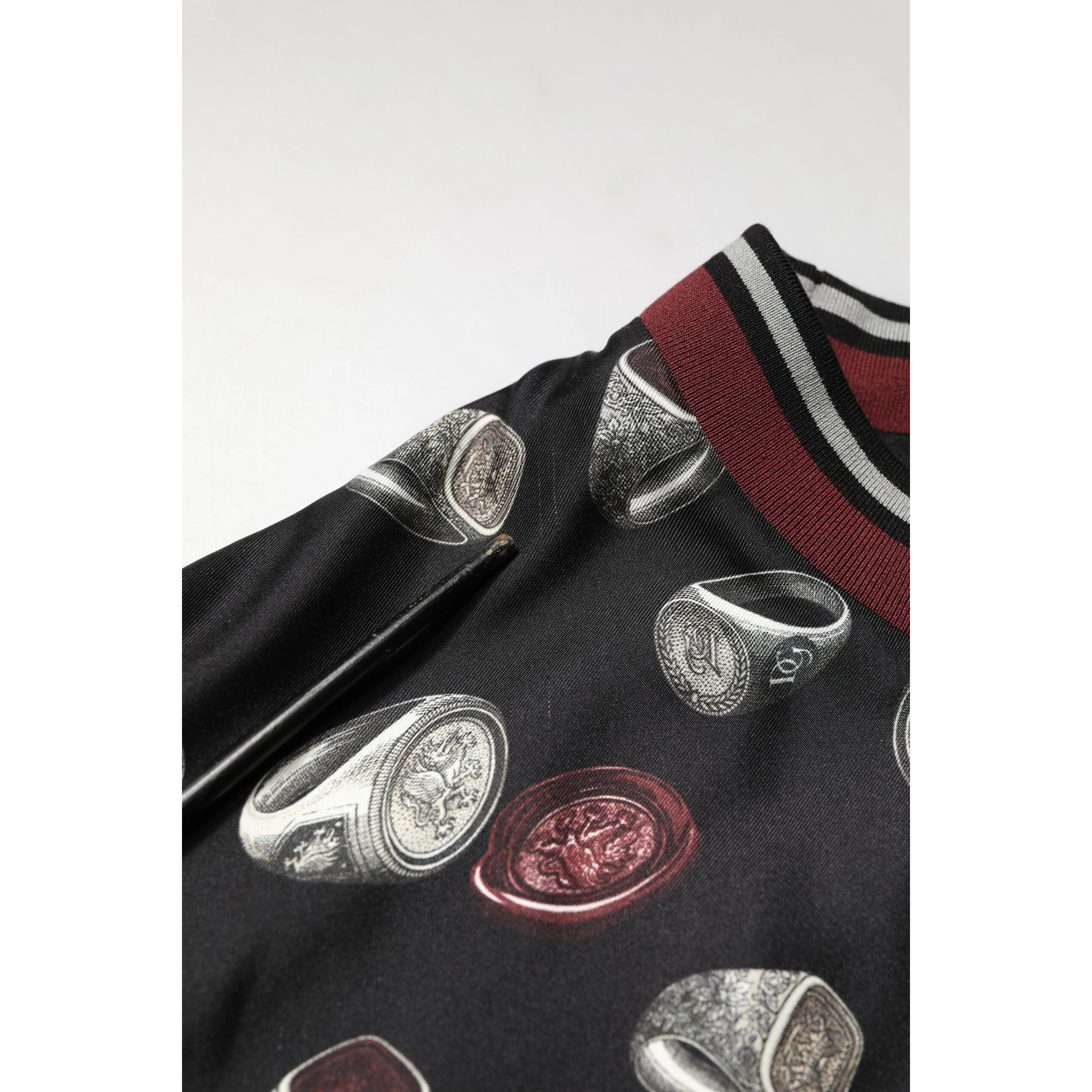 Black Ring Print CrewNeck Sweatshirt  Sweater