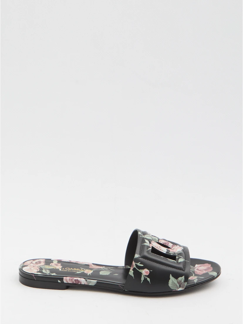 Floral beachwear slides