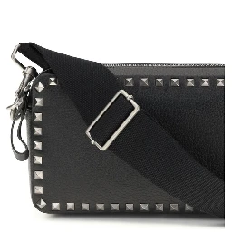 حقيبة كتف بوس توروس من جلد العجل الأسود