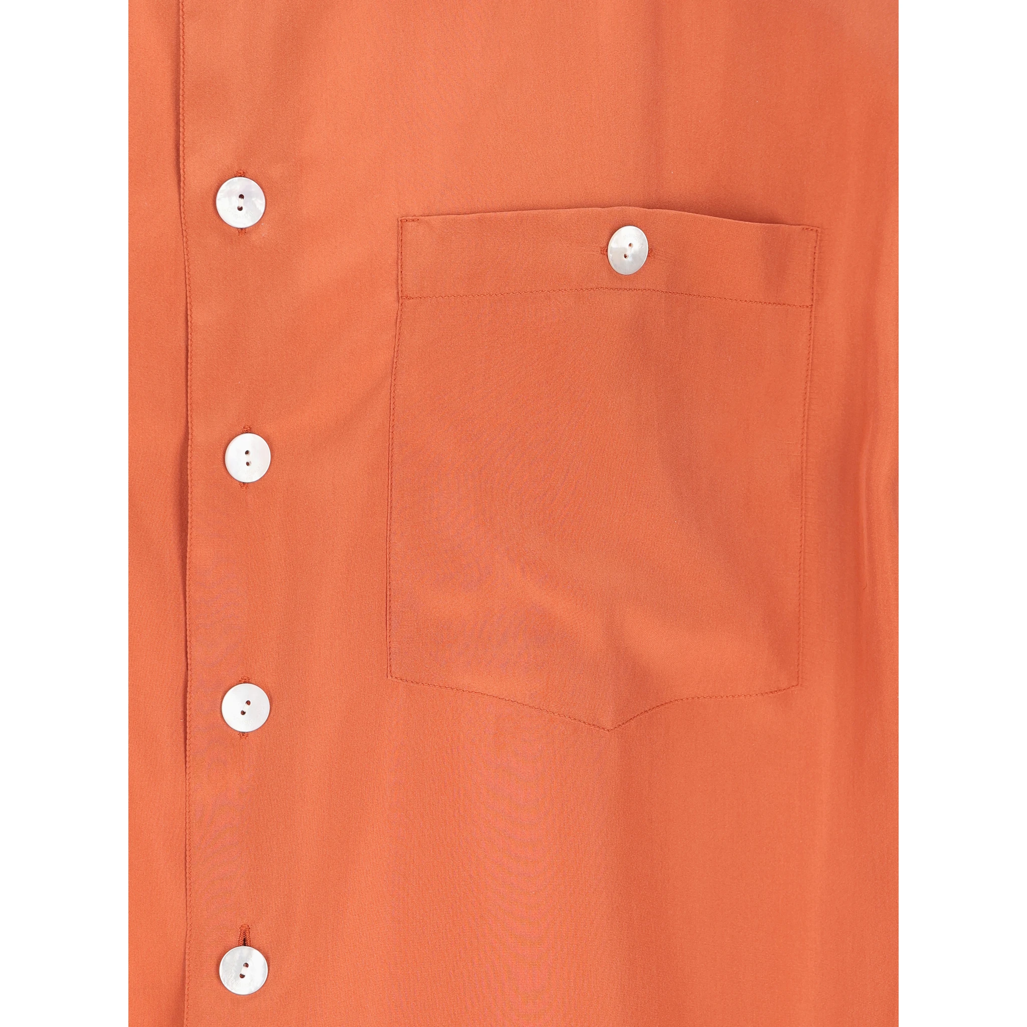 قميص من حرير هابوتاي