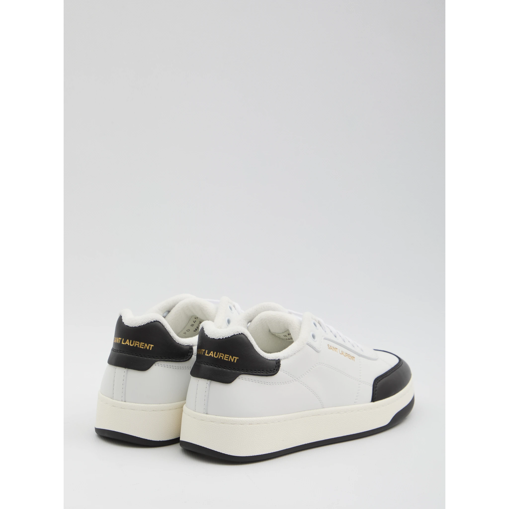 حذاء رياضي SL/61 من الجلد الناعم