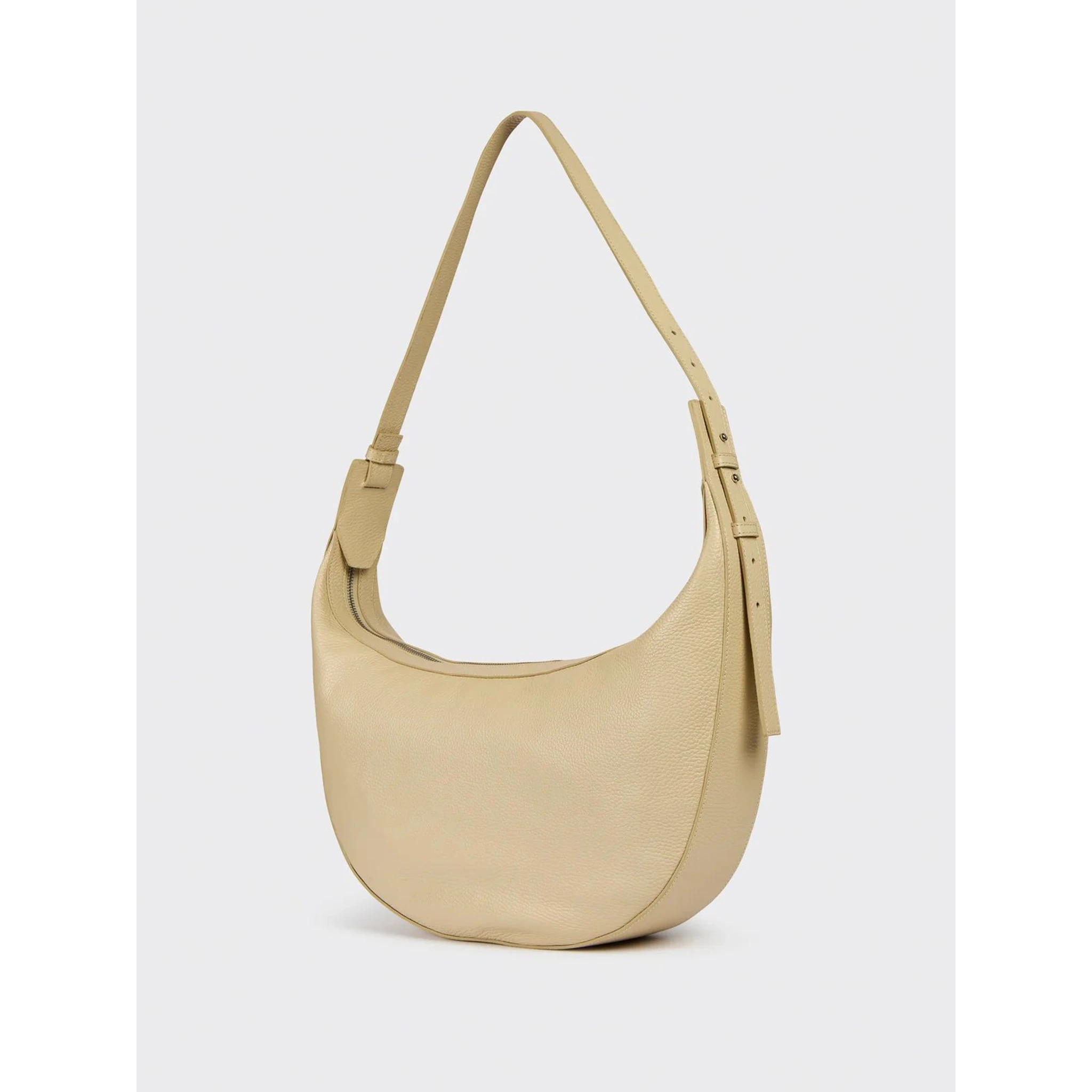 حقيبة ليفيانا كونتي غوينيث