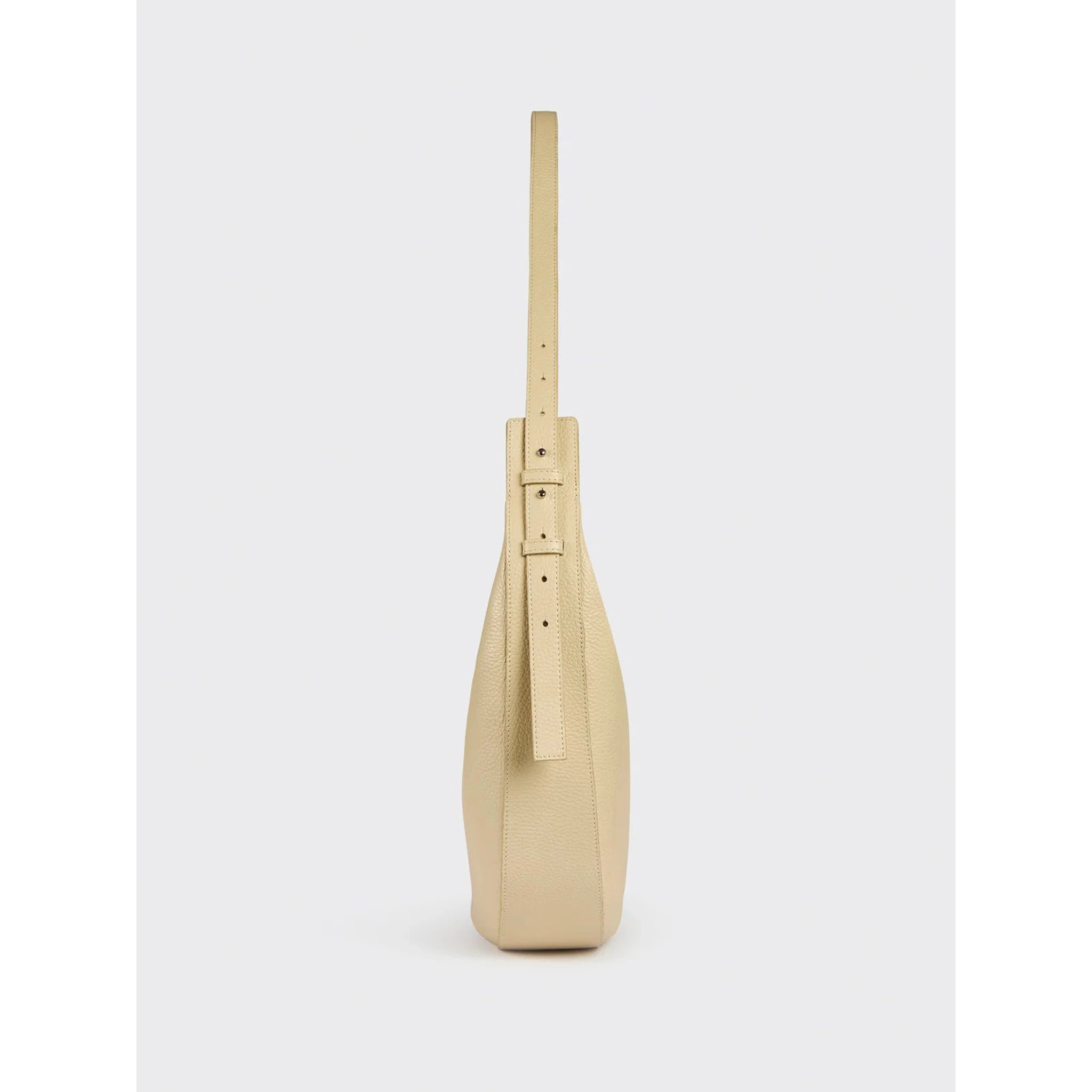 حقيبة ليفيانا كونتي غوينيث