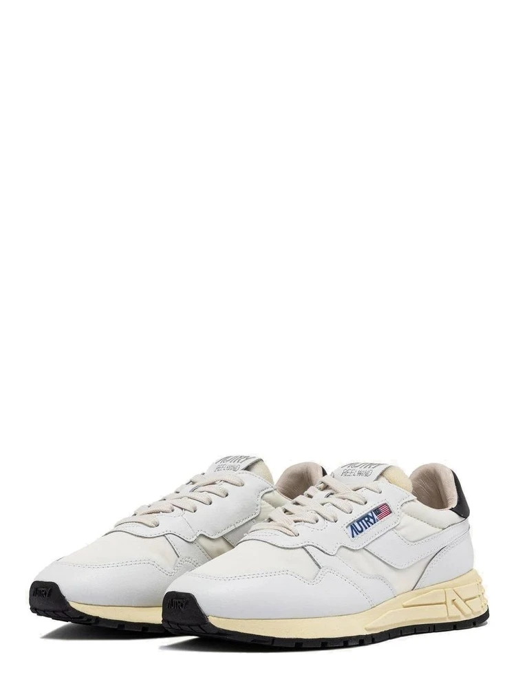 White Leather Low Top Sneakers alternative