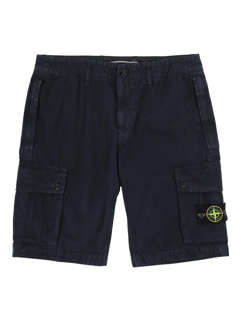 SHORTS CARGO CON PATCH LOGO