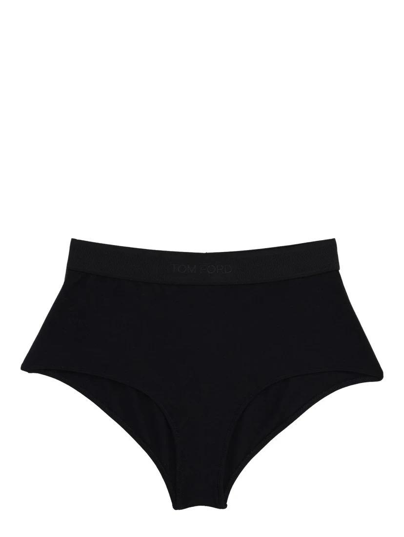 سراويل داخلية بشعار