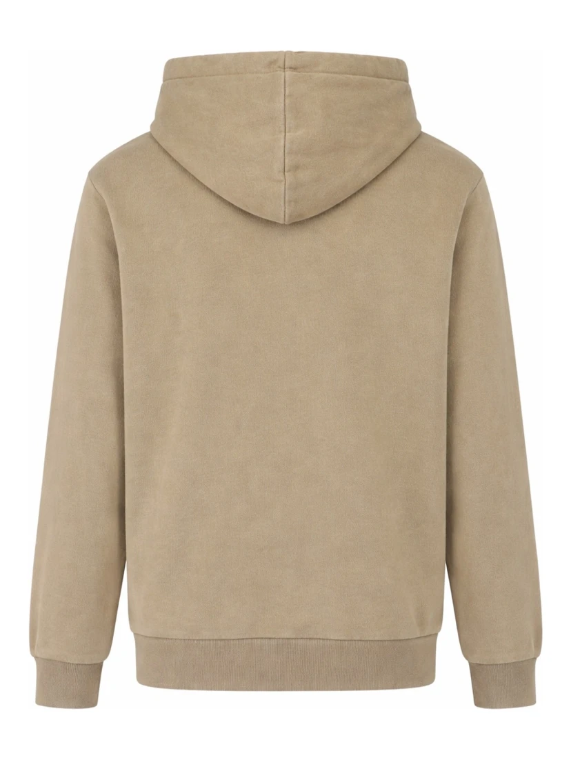 كنزة رياضية بشعار