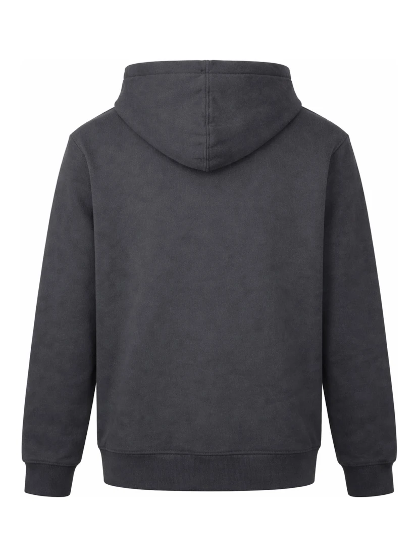 كنزة رياضية بشعار