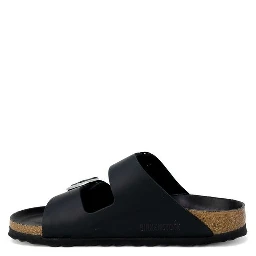 شباشب صناعية سوداء