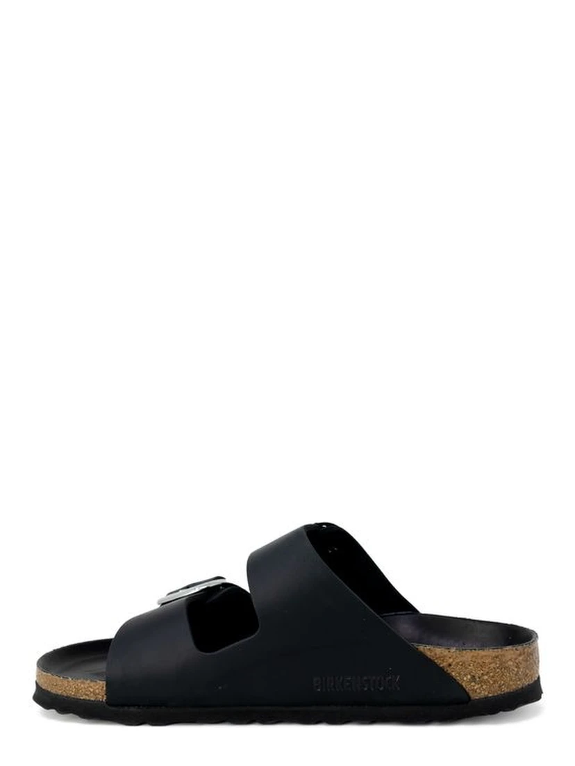 شباشب صناعية سوداء