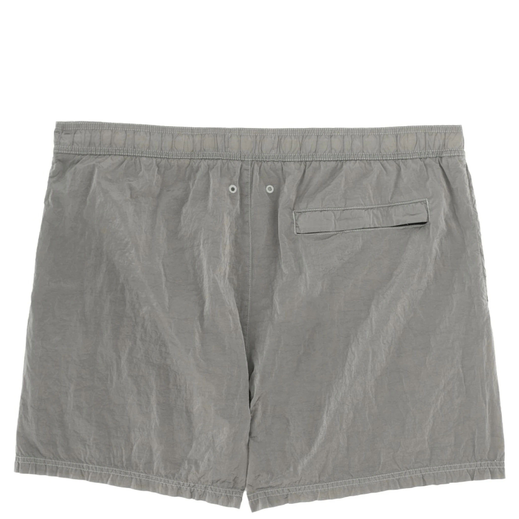 ملابس سباحة مزينة بشعار