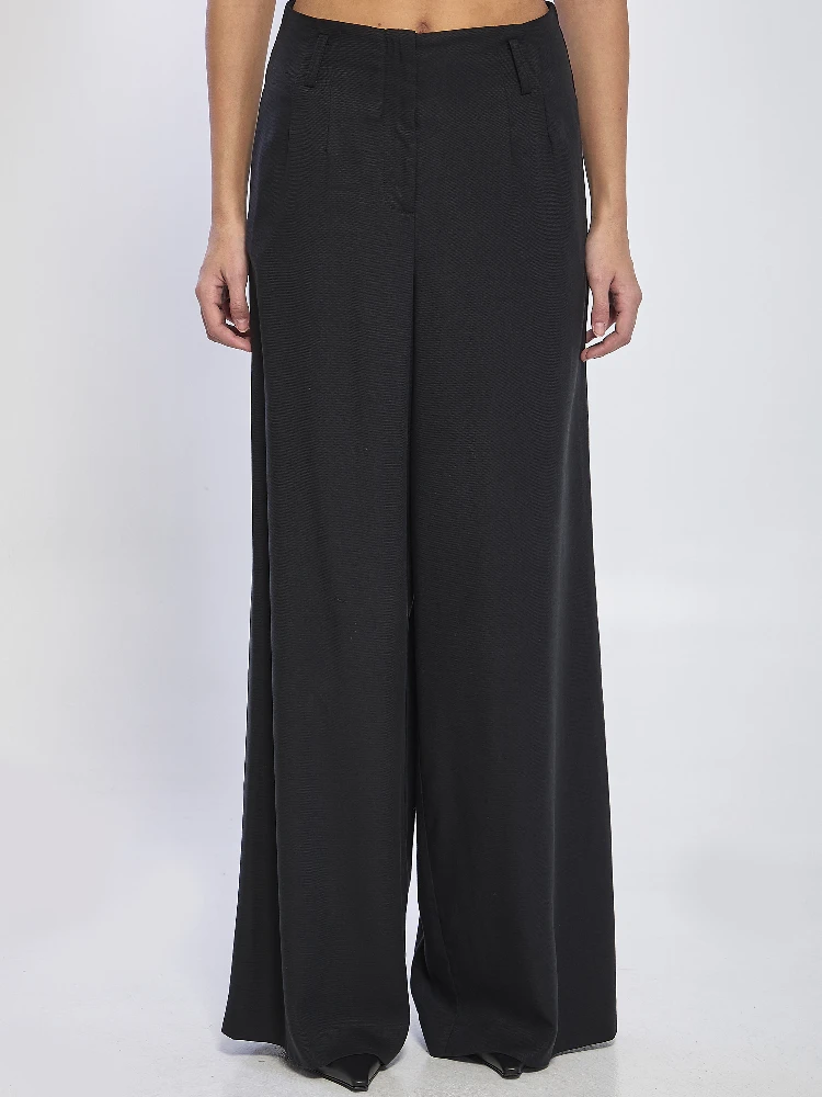Wide-leg pants