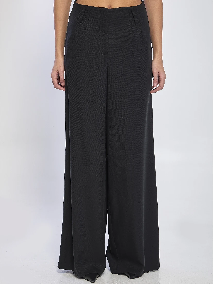 Wide-leg pants