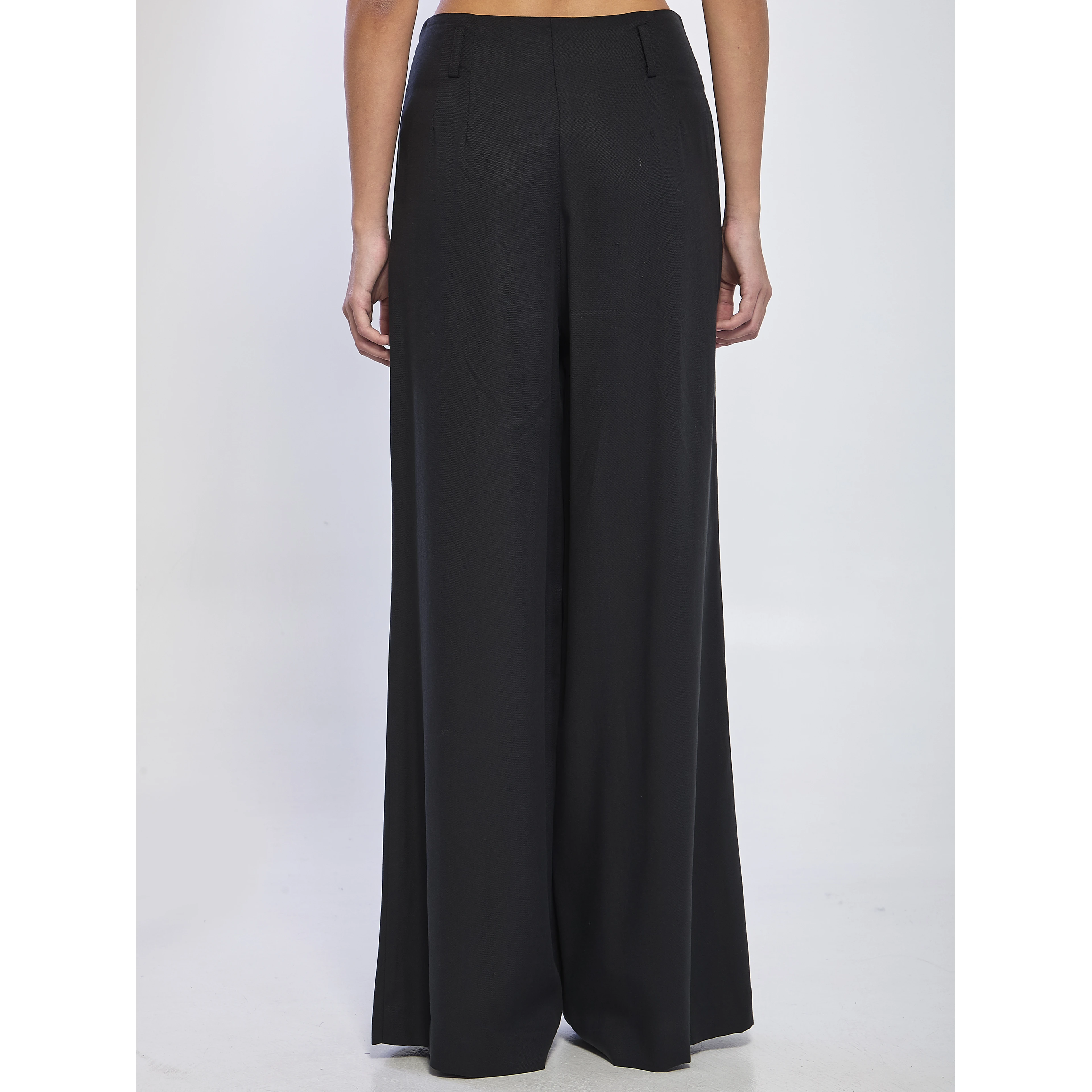Wide-leg pants