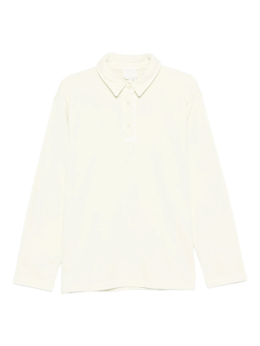 تيشيرتات وبولو بيضاء من APC