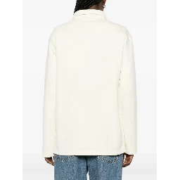 تيشيرتات وبولو بيضاء من APC