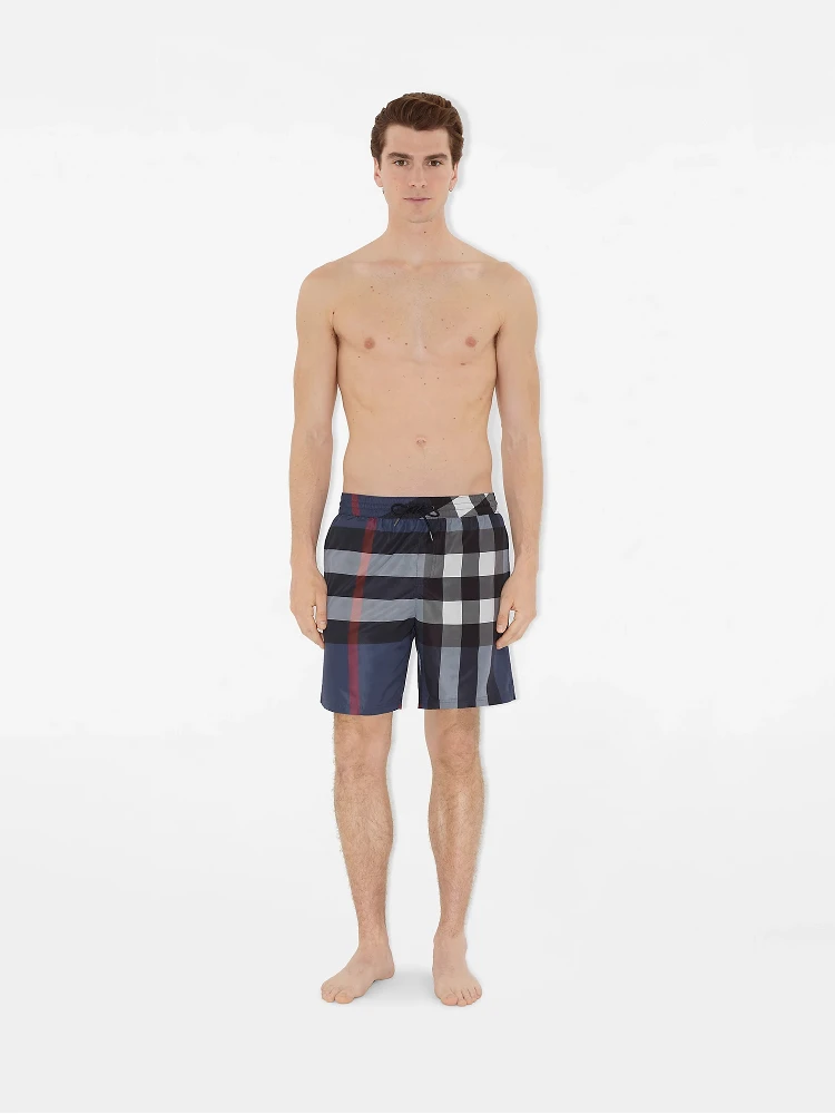 Burberry Sea clothing Blue alternative