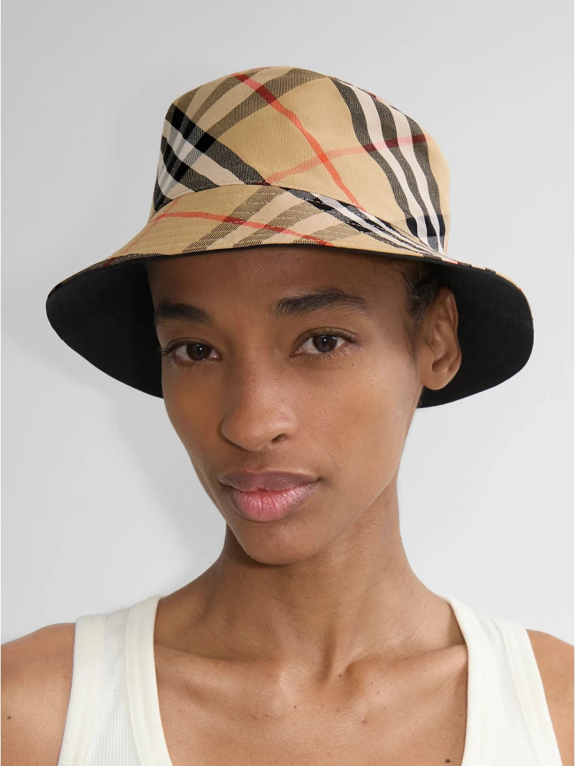 Burberry Hats Black