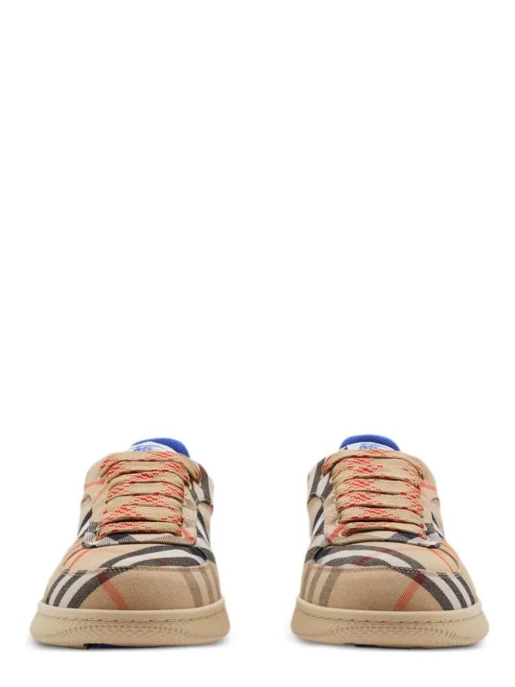 Burberry Sneakers Beige alternative