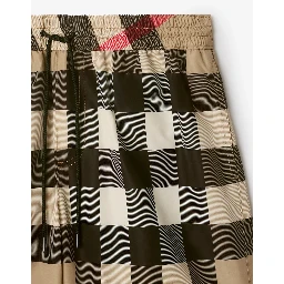 Burberry Sea clothing Beige