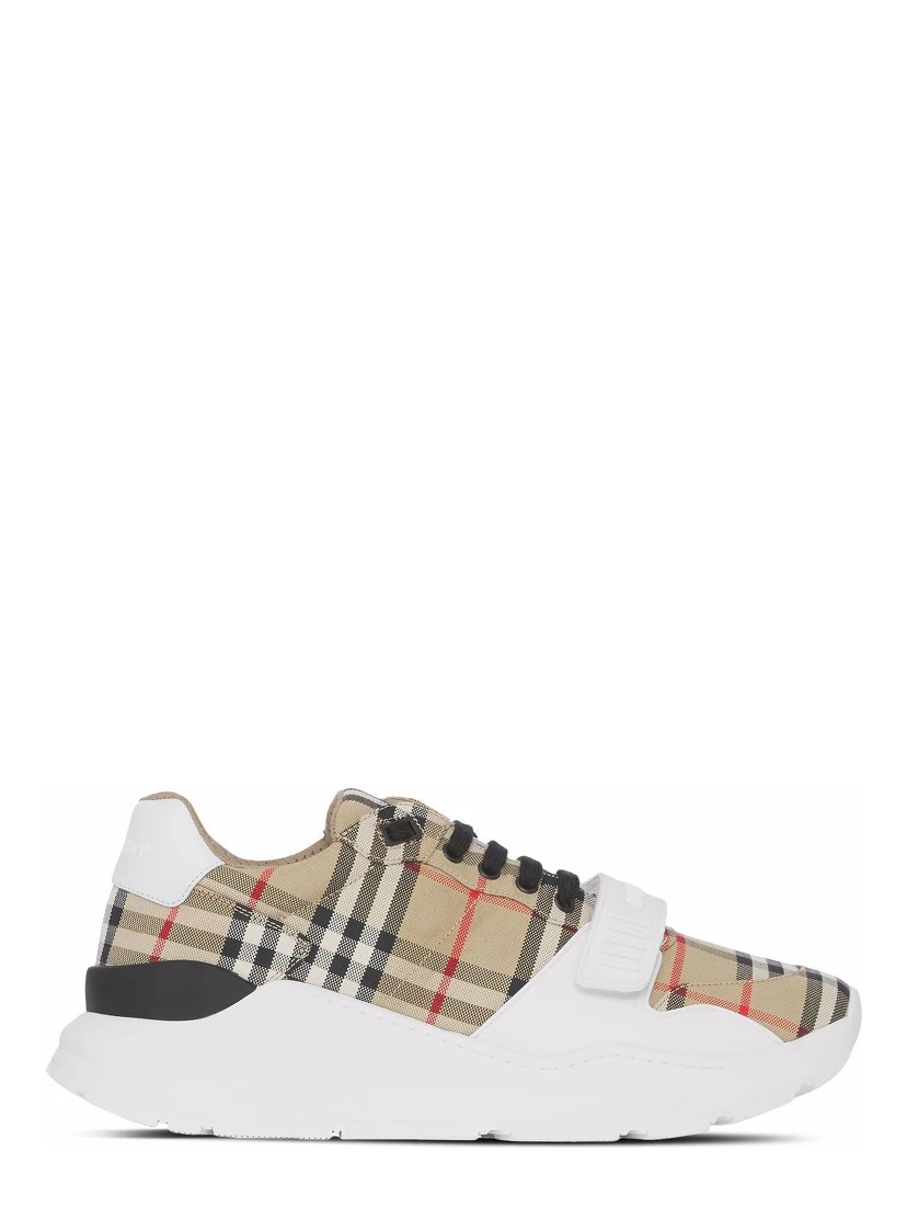 Burberry Sneakers Beige