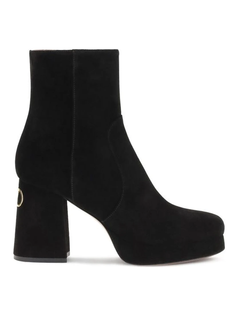 حذاء بوت للكاحل من جلد العجل الأسود من ماركة بوس توروس