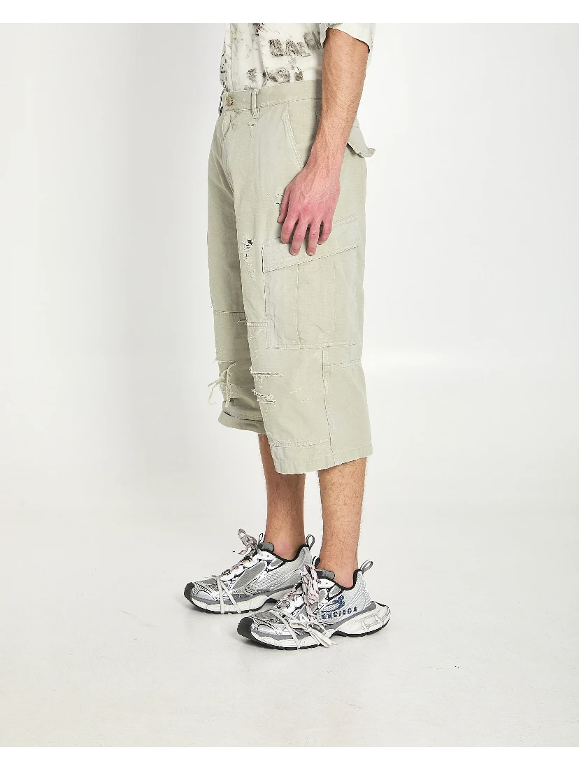 Cropped cargo pants