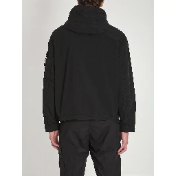 سترة خفيفة الوزن من مادة البولي تي سي بتقنية اللمس المضغوط