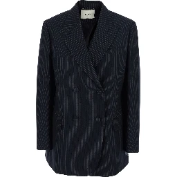 Double breasted coat in wool