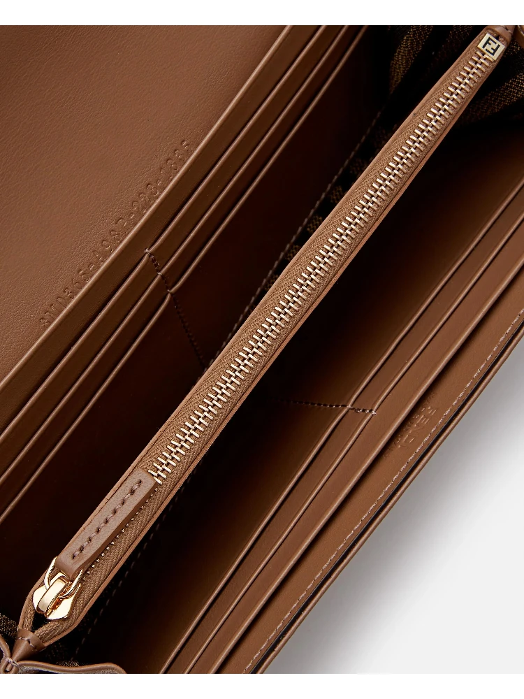 حقيبة كروس صغيرة "باغيت كونتيننتال" alternative