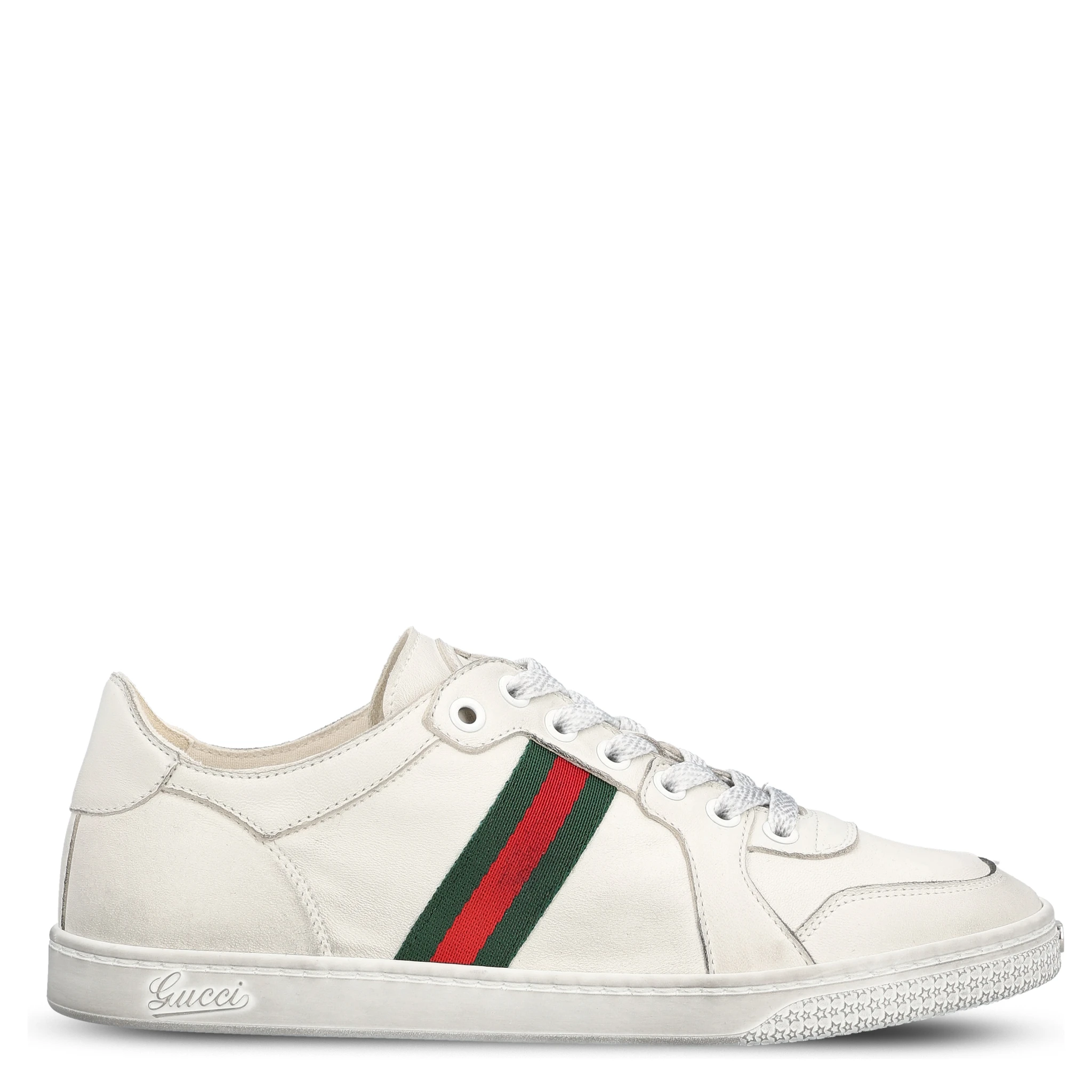 Stretch low-top trainer