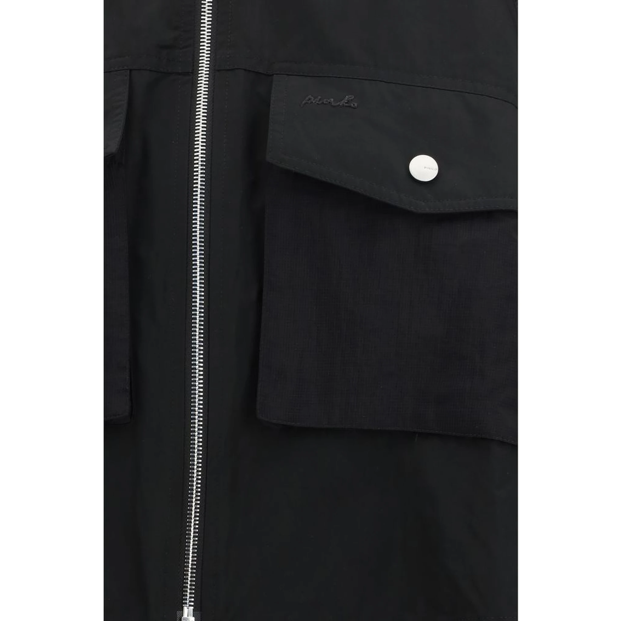 جاكيت خارجي من البوليستر الأسود