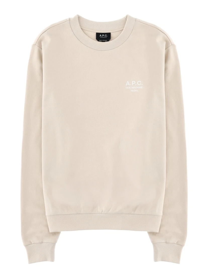 كنزة رياضية بشعار