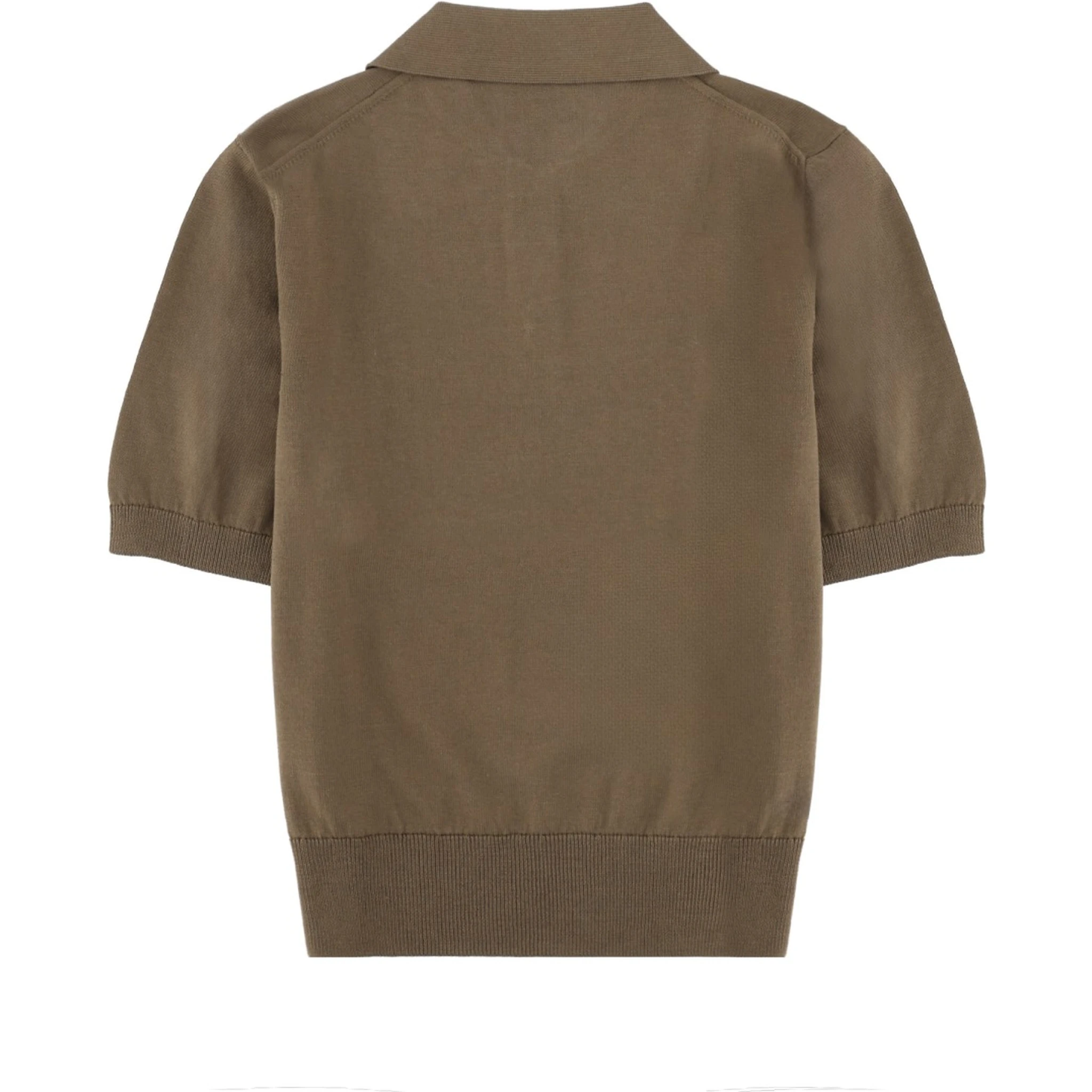 قميص بولو بشعار