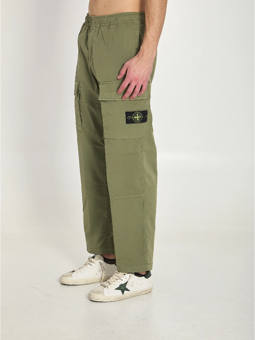 Loose pants