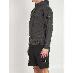 Hooded sweatshirt with zip