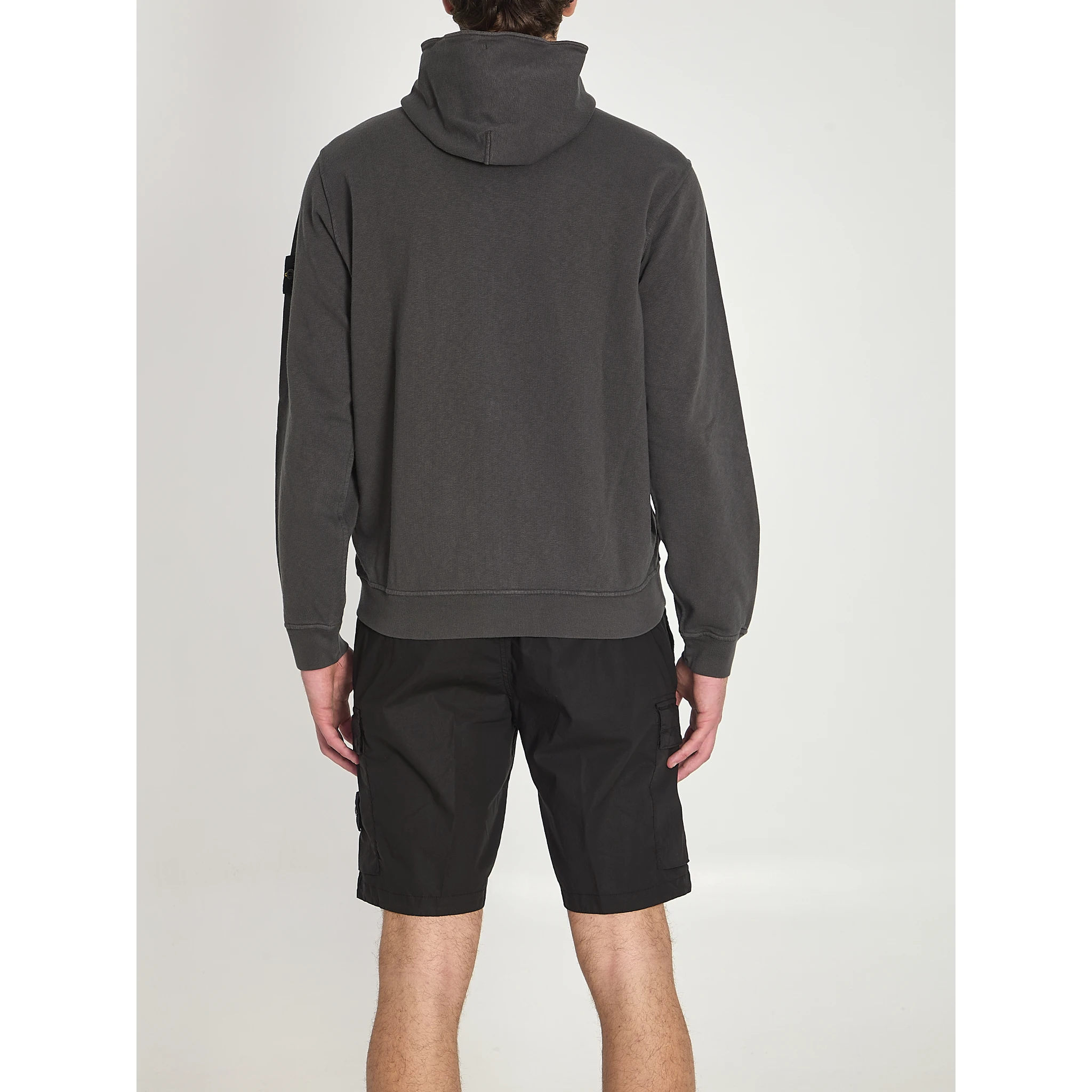 Hooded sweatshirt with zip