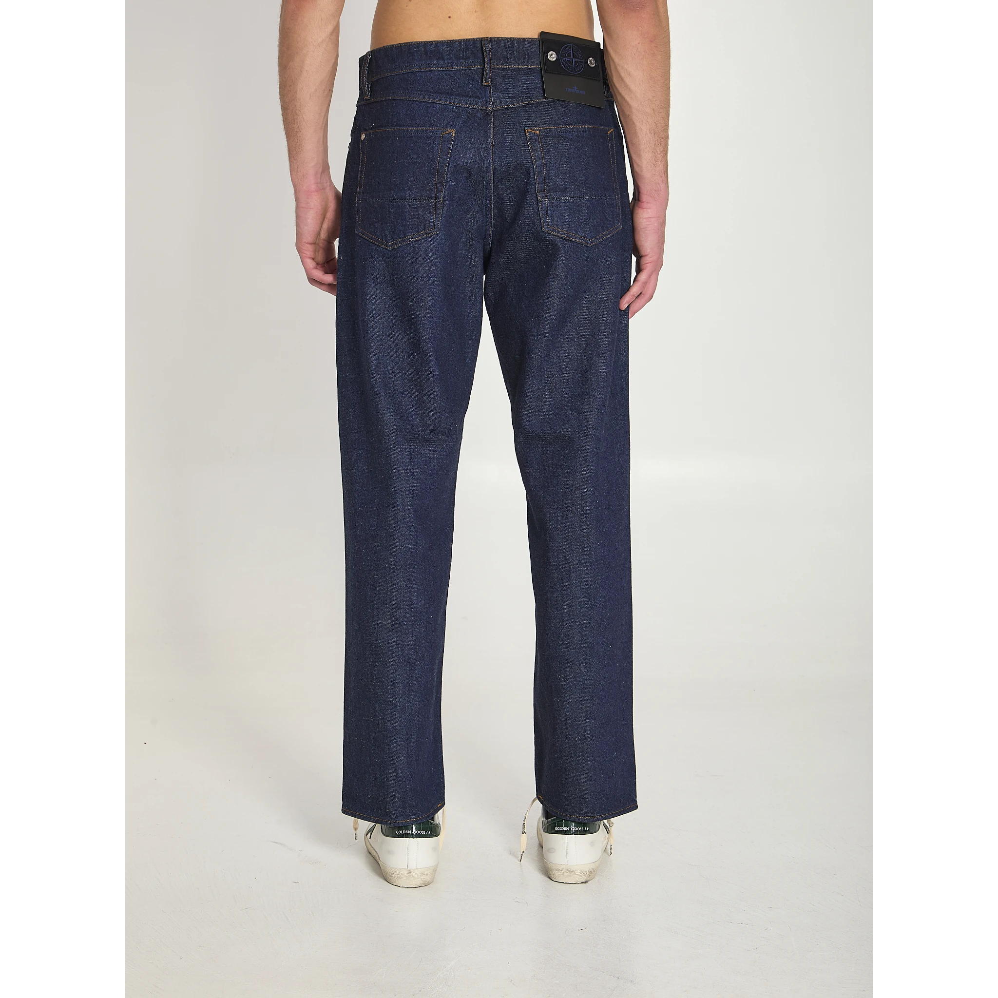 بنطال جينز فضفاض