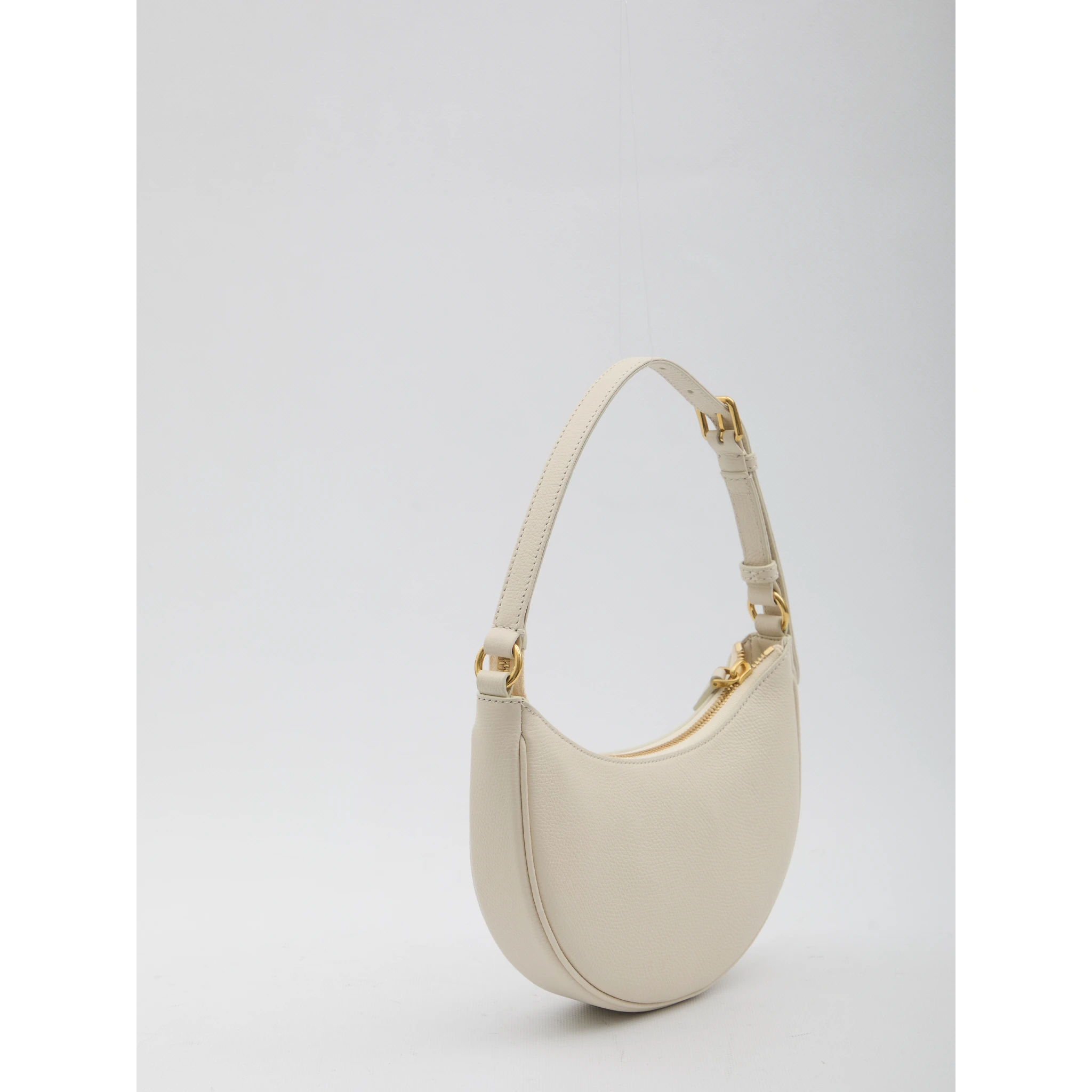 حقيبة هوبو صغيرة