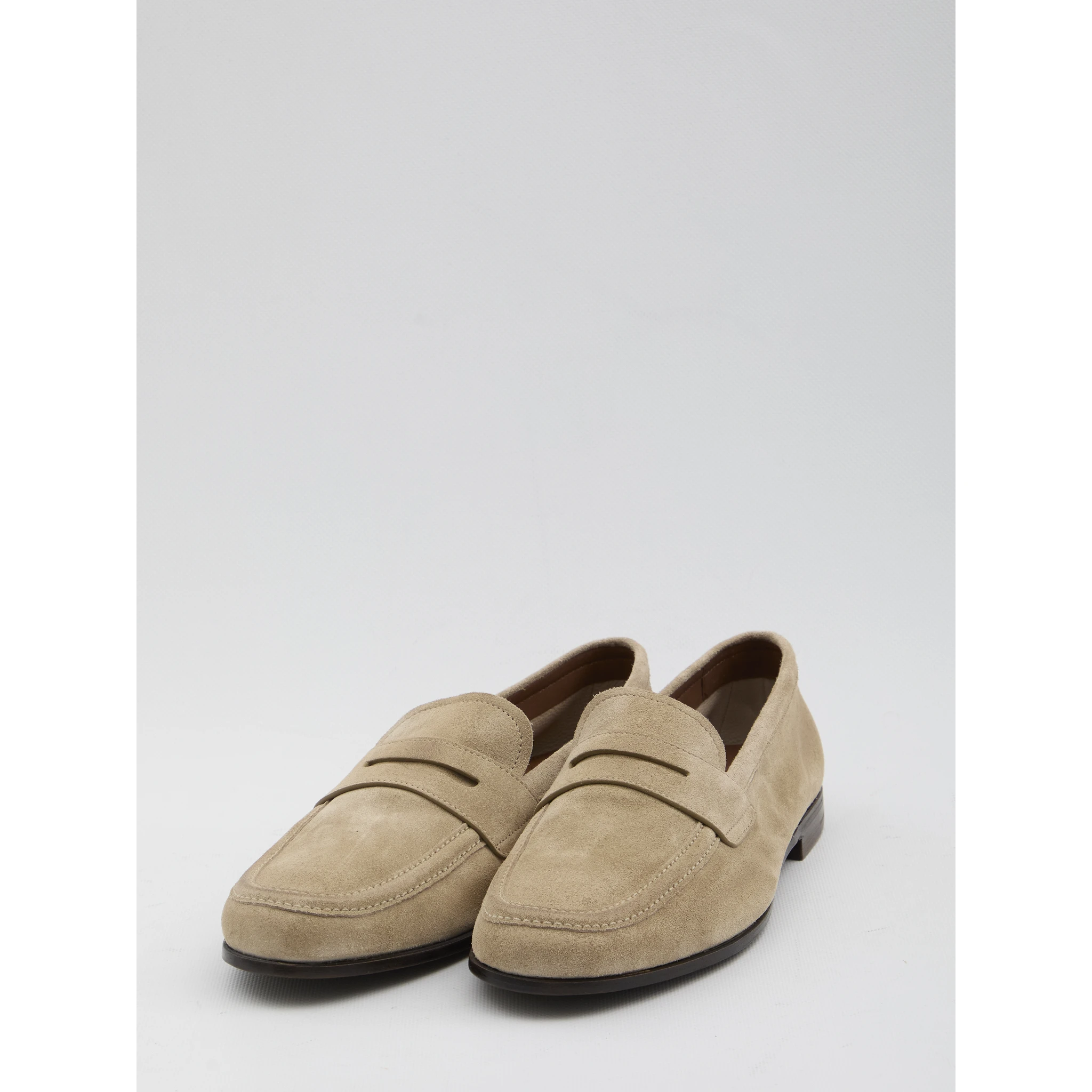 أحذية روثر الكلاسيكية